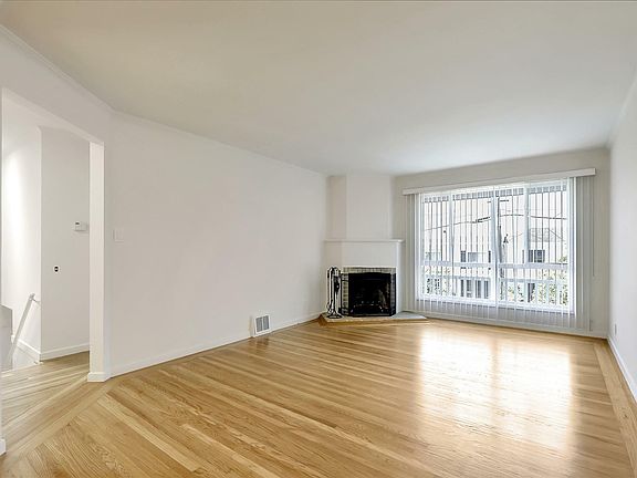 5th image of 2122 12th Ave