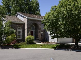 4727 E Pinewood Pl, Littleton, CO 80121