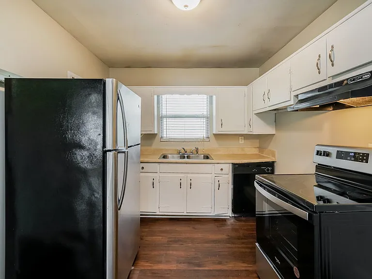 640 Oakdale Dr — Photo 10