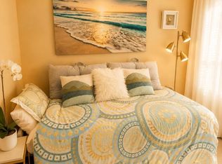 311 Boatswain Ct, Hercules, CA 94547