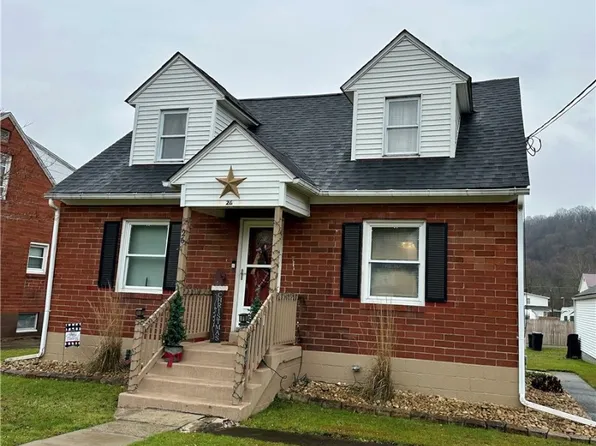 26 Berry Ave E, Clarksville, PA 15322