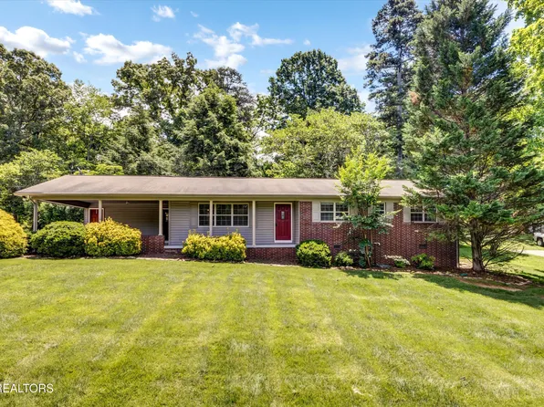 2972 Marvin Cir, Maryville, TN 37803