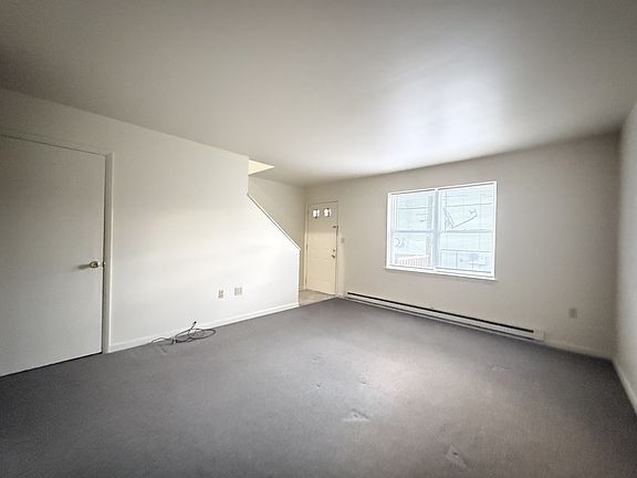 3rd image of 101 W Market St