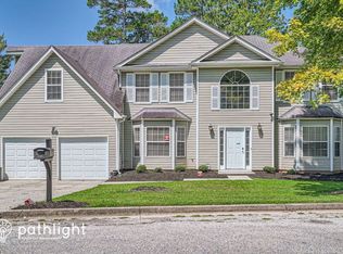 627 Lakewater Estates Ln, Stone Mountain, GA 30087