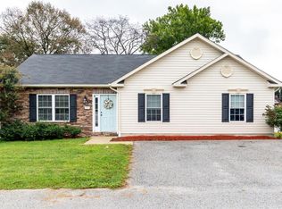 192 Margate Dr, Glen Burnie, MD 21060