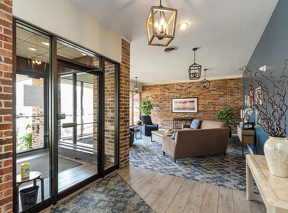 5th image of 301 Lake Hinsdale Dr APT 310