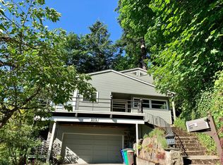 215 NW Hermosa Blvd, Portland, OR 97210