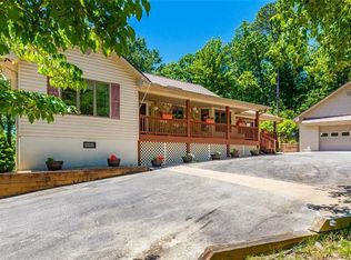 620 Thunder Rd, Brevard, NC 28712