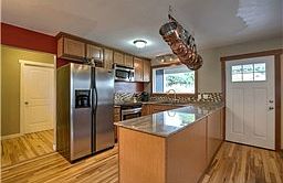 5th image of 322 Avenue G