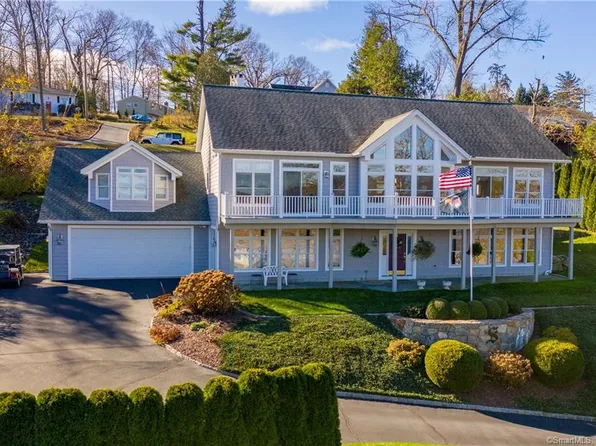 15 Shore Rd, Danbury, CT 06811