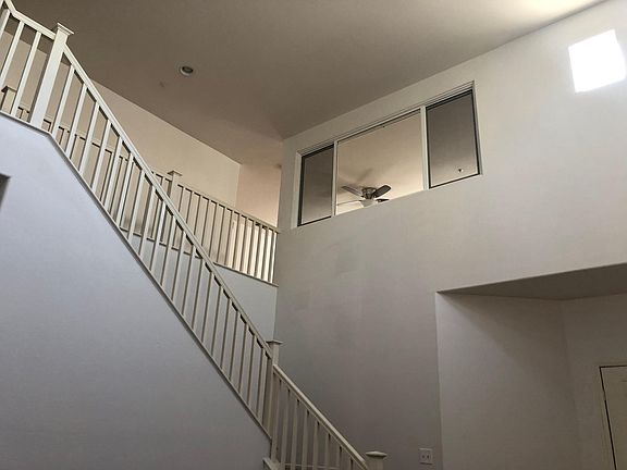 5th image of 5054 Brunswick Dr