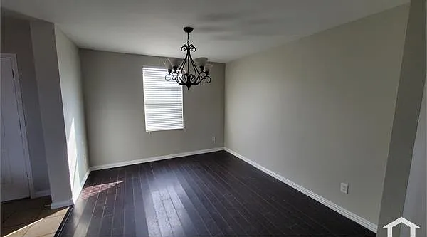 2801 Kerrville Dr — Photo 10