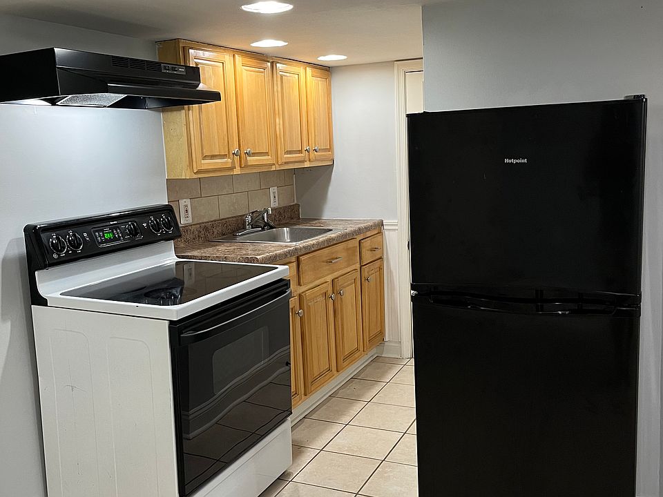 1st image of 397 E Baltimore Ave APT 4