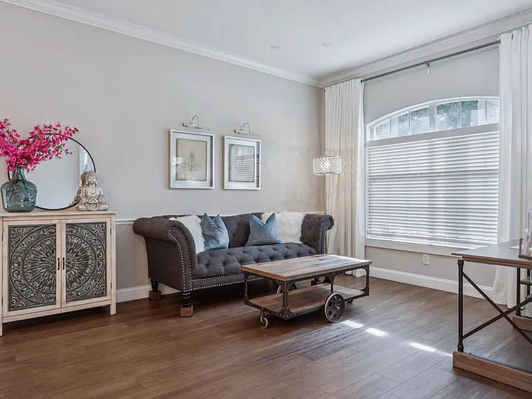 11329 Minaret Dr — Photo 3