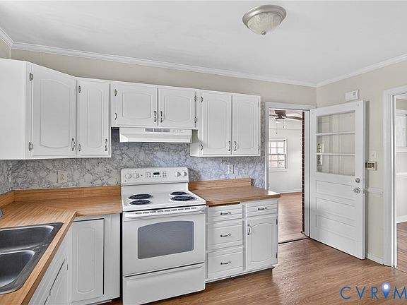 4th image of 3306 Birchbrook Rd