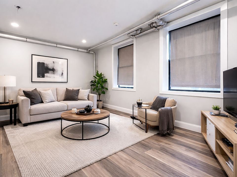 1st image of 546 Isham St APT Aa