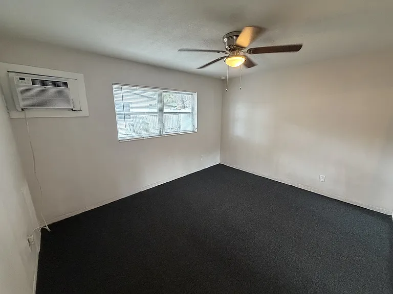 7111 Dartmouth Ave N #2 — Photo 7