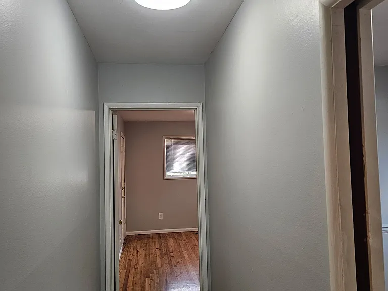5339 SE 62nd Ave — Photo 3