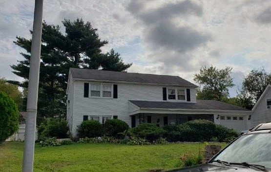 2nd image of 171 Hazelwood Cir