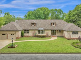 3177 E 38th Pl, Tulsa, OK 74105