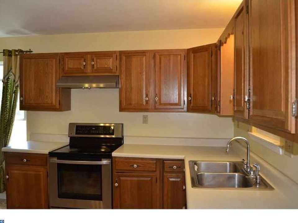 1st image of 42 Ashley Ct
