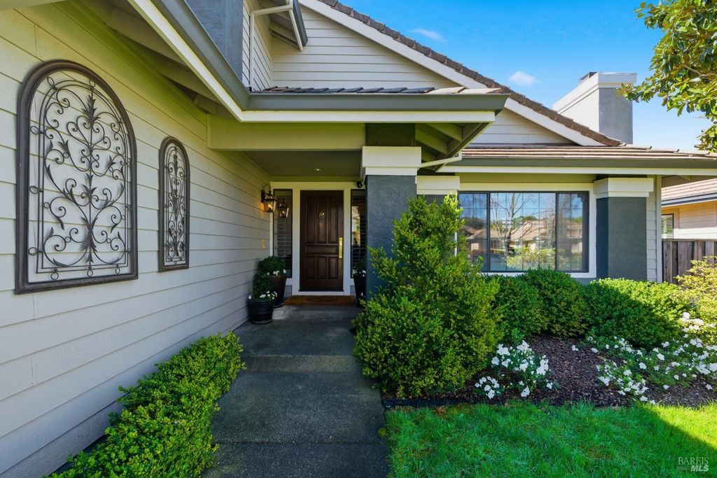 377 Troon Drive 4