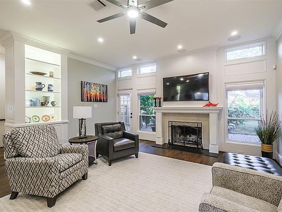 4th image of 714 Thistlewood Drive