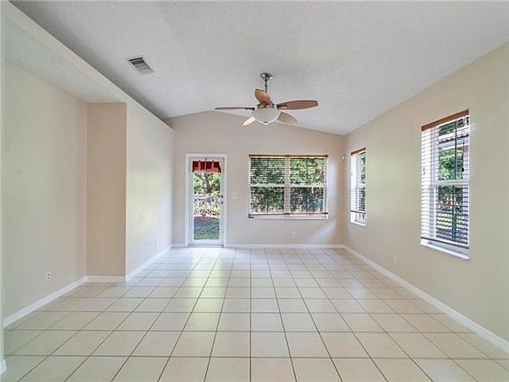 3rd image of 1903 NW 208th Ter