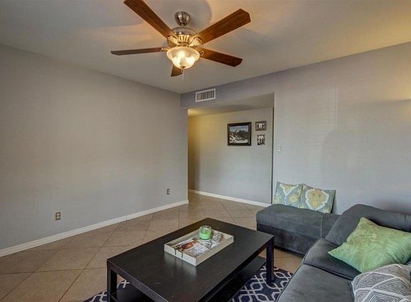 4th image of 3125 S Dromedary Dr