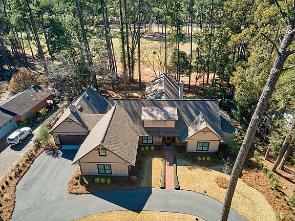 5th image of 3310 Plantation Dr