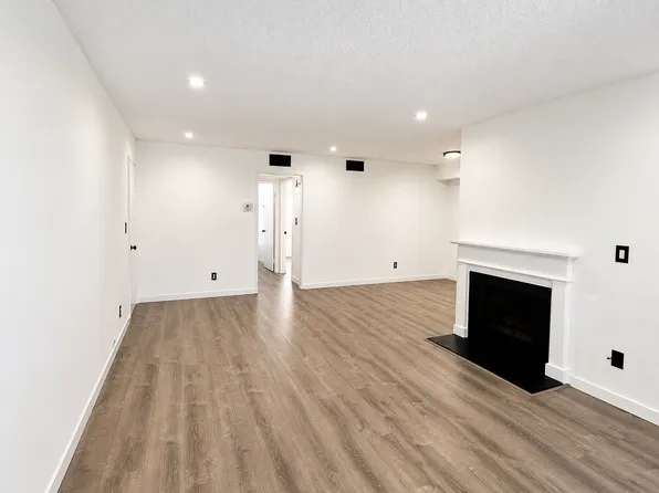 10756 Blix St APT 203, North Hollywood, CA 91602