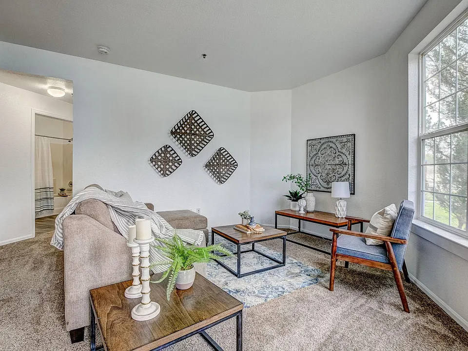 2990 W C St
