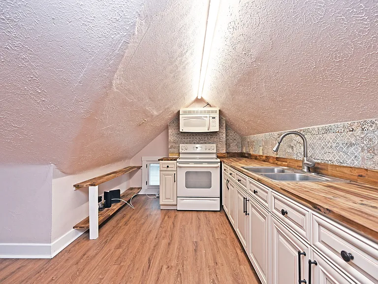 1359 Burdette Ave #3 — Photo 10