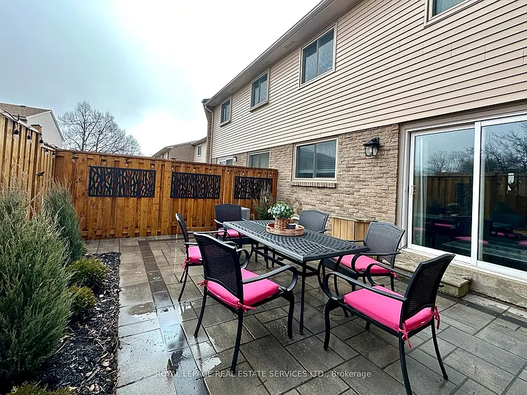 1542 Lancaster Dr #97 — Photo 22