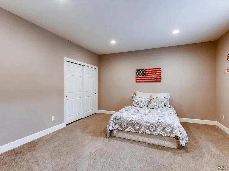 14110 Sierra Ridge Cir — Photo 22