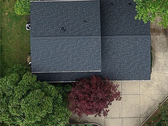 3rd image of 2755 Stanway Dr