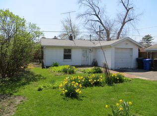 925 Woodlawn Ave, Des Plaines, IL