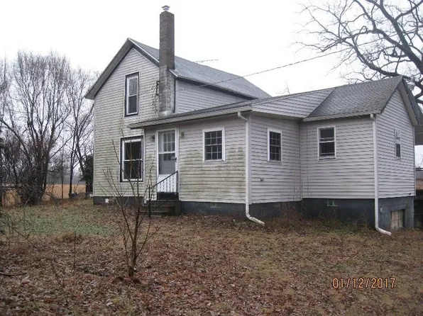 1499 Reynolds Rd, Hillsdale, MI 49242