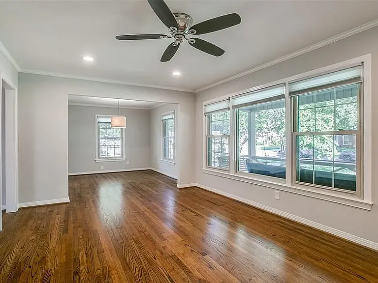 9208 San Fernando Way #9208 — Photo 2