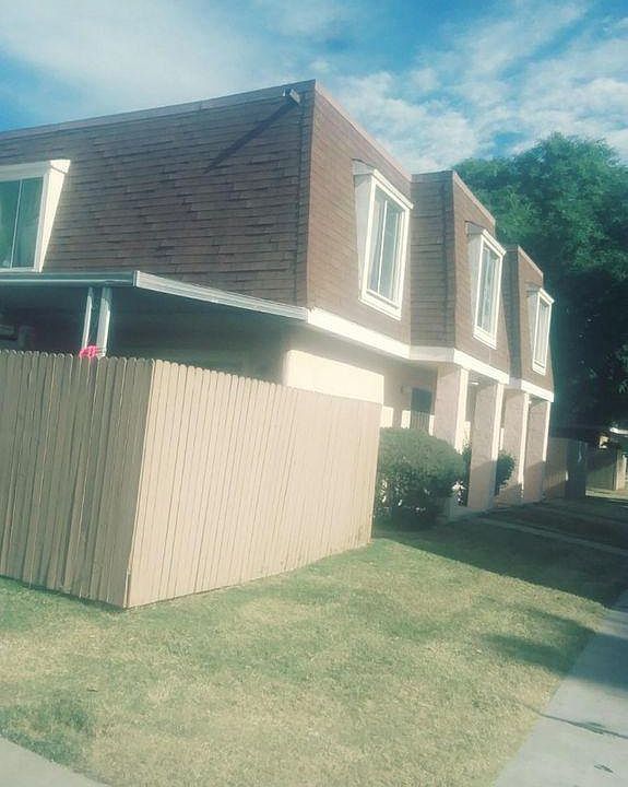 1st image of 8219 N 34th Ave