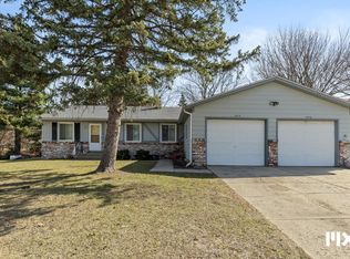 5914 Ridgebrook Ave SE #5916, Grand Rapids, MI 49508