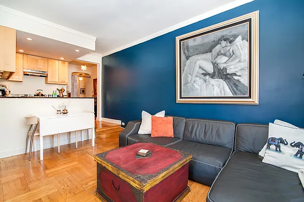 Rented by Compass | media 23