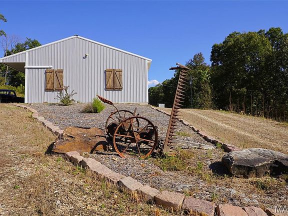 5th image of 1530 Stolpe Rd