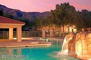 San Ventana pool