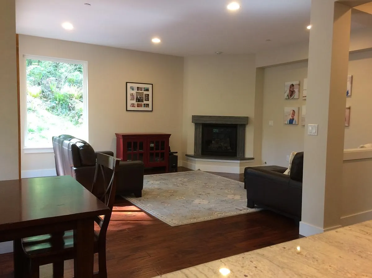 Fam. Room - 34621 SE 56th Pl