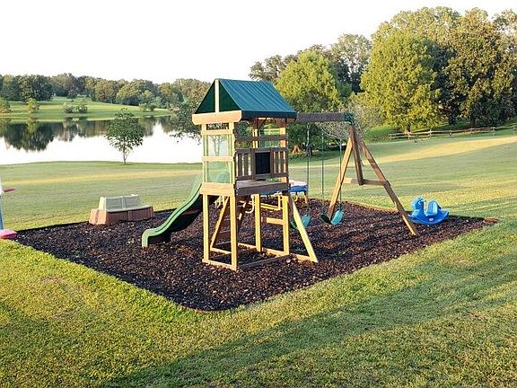 3rd image of 97 Tierra Lago Dr