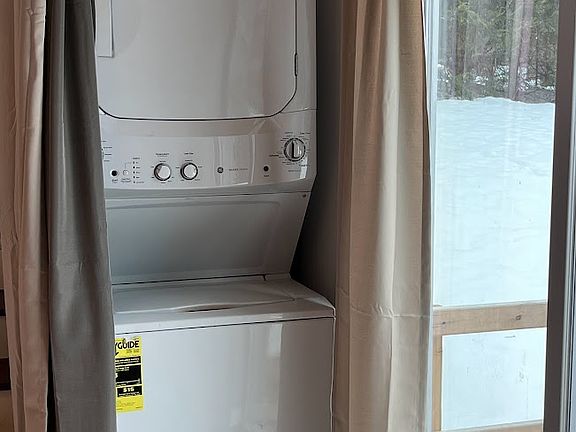 Washer/dryer.