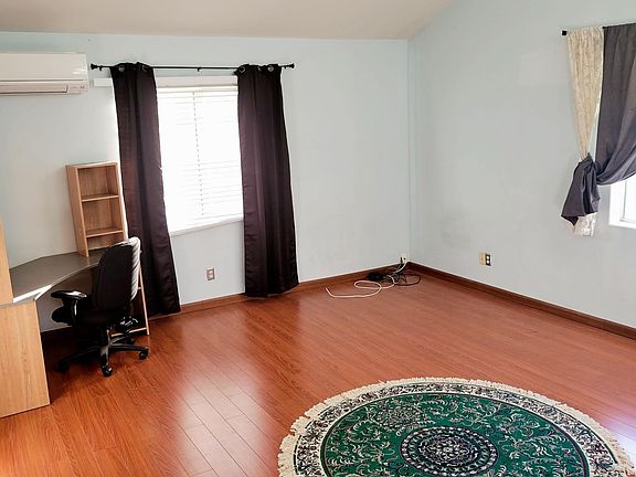 2nd image of 4956 Dobkin Ave #3