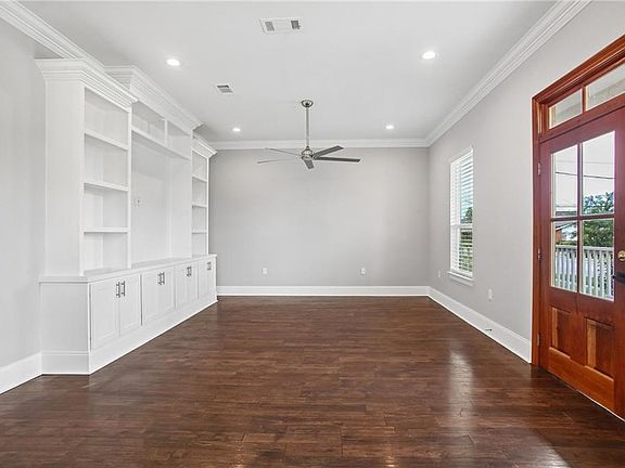 4th image of 6019 Pauline Dr