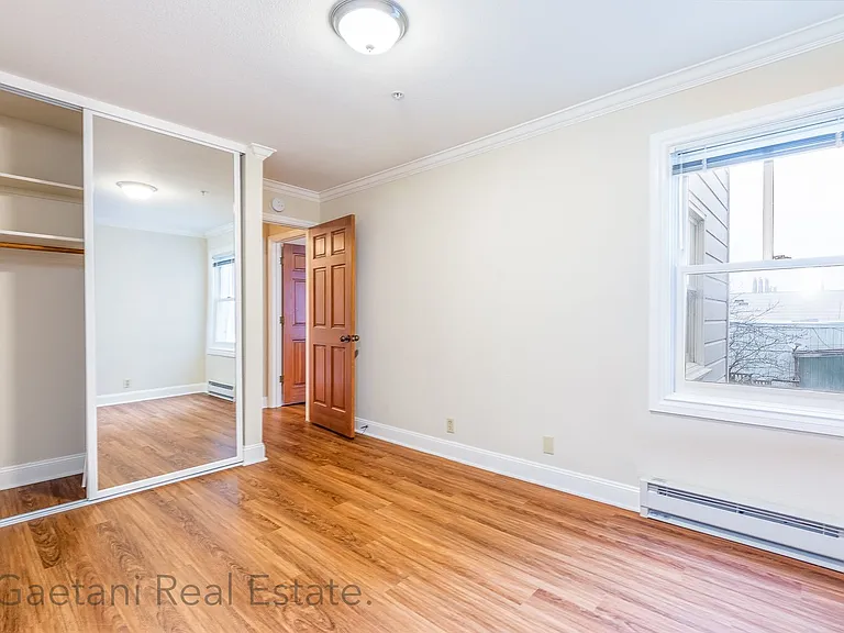 206 Judah St #994R — Photo 11